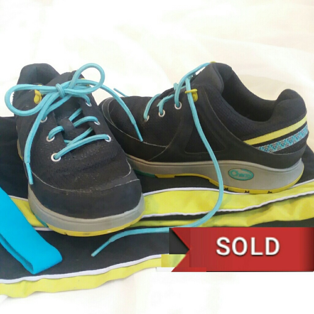 🌟 SOLD 🌟 Chaco • Vika Hiking/Tennis Shoes